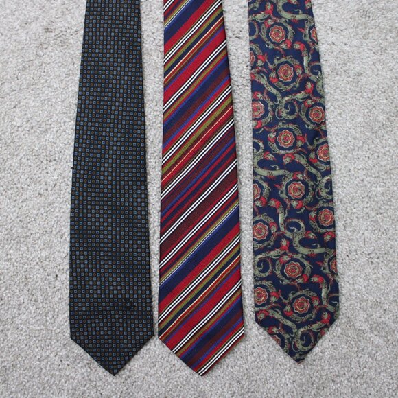 Lot of 3 Ties Burberry London, 2 Christian Dior Monsieur Silk Red/Blue/Green - Picture 1 of 13
